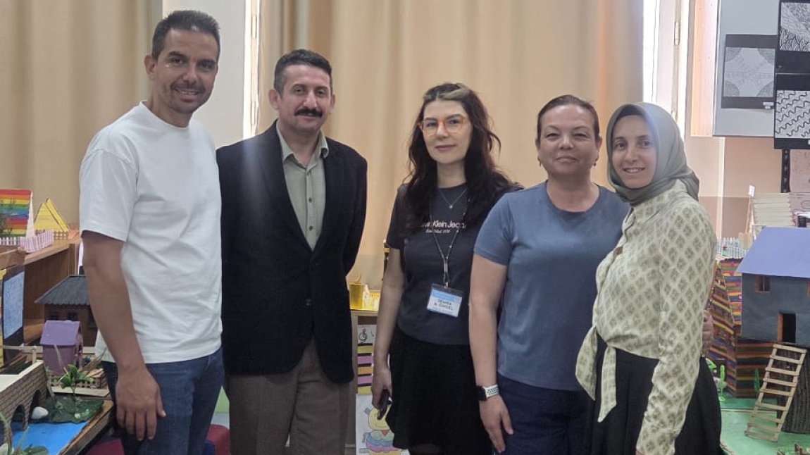 TEKNOLOJİ TASARIM SERGİMİZ